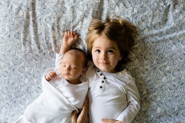 Kata WHO Soal Bayi yang Diberi Air Putih